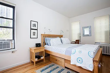 Rented by (Legacy) Elegran