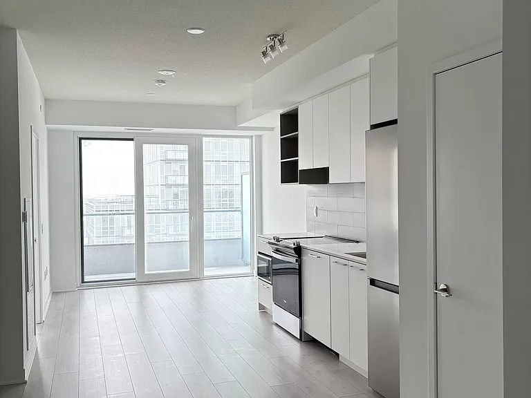 490 Malta Ave #1202 — Photo 8