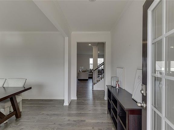 4th image of 6790 Scarlet Oak Way