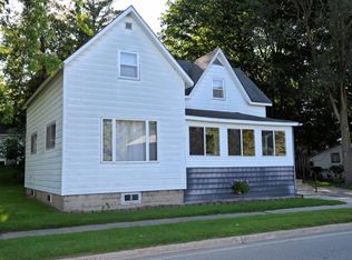 611 S Huron Ave, Harbor Beach, MI