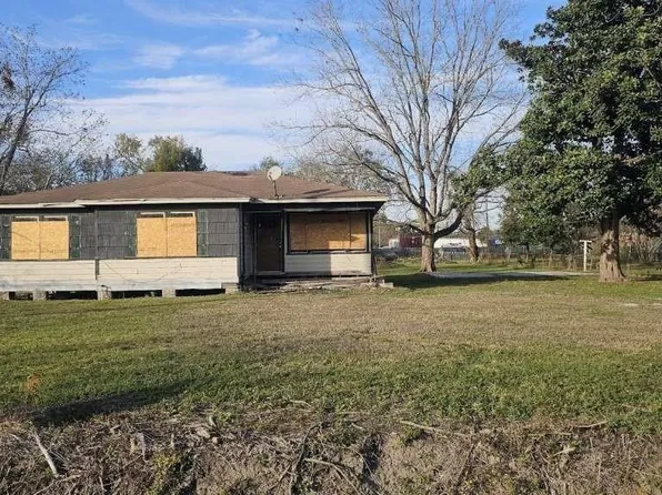 8303 Furray Rd, Houston, TX 77028
