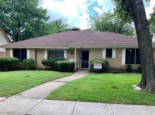 1316 Savannah Dr, Irving, TX 75062