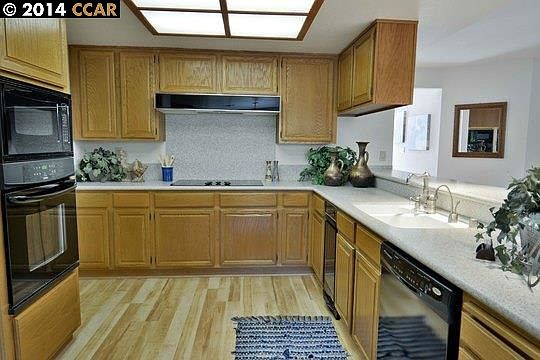 4th image of 230 Rio Grande Ct