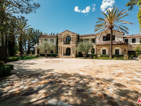 2nd image of 12705 Chalon Rd