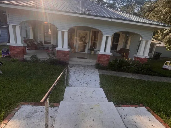 22121 7th Ave, Florala, AL 36442