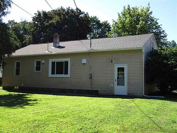 2nd image of 16 Maplewood Dr