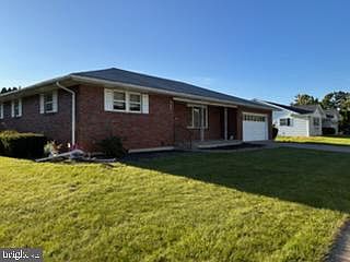 4th image of 2433 High Point Dr