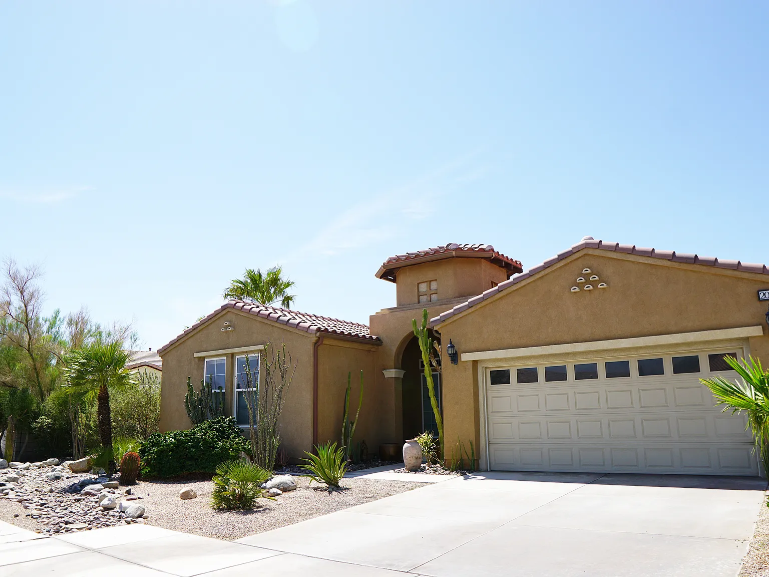 2 bed, 2748 sqft, $2,995 — Photo 3
