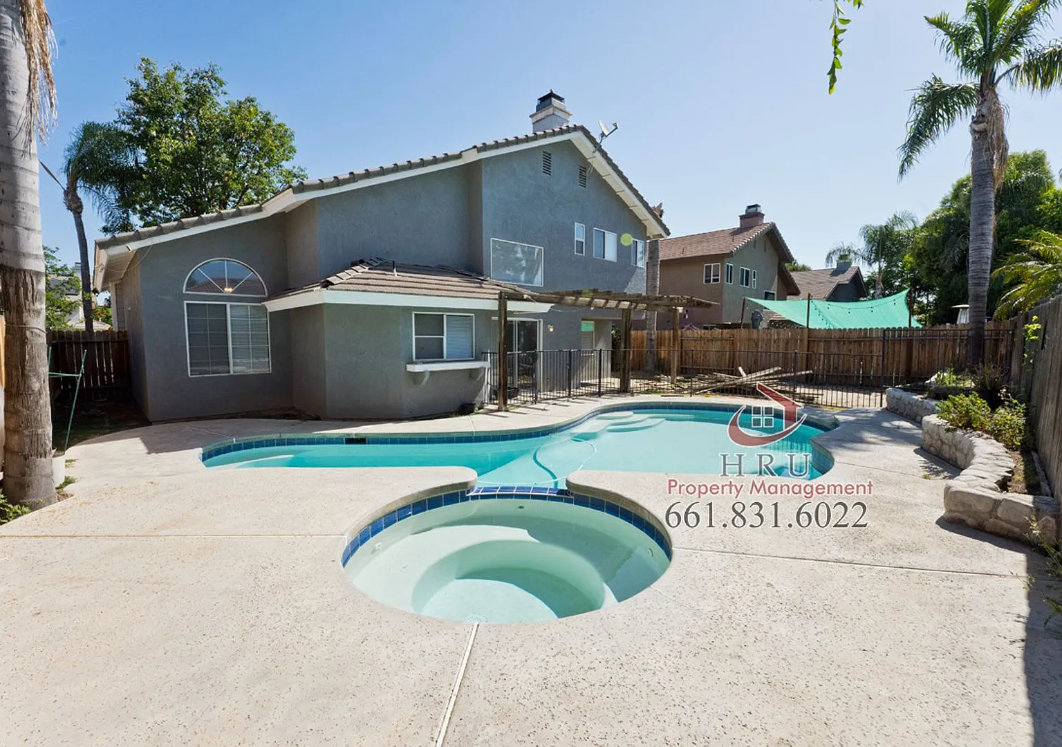 SW-4 bed/3 bath + pool house — Photo 3