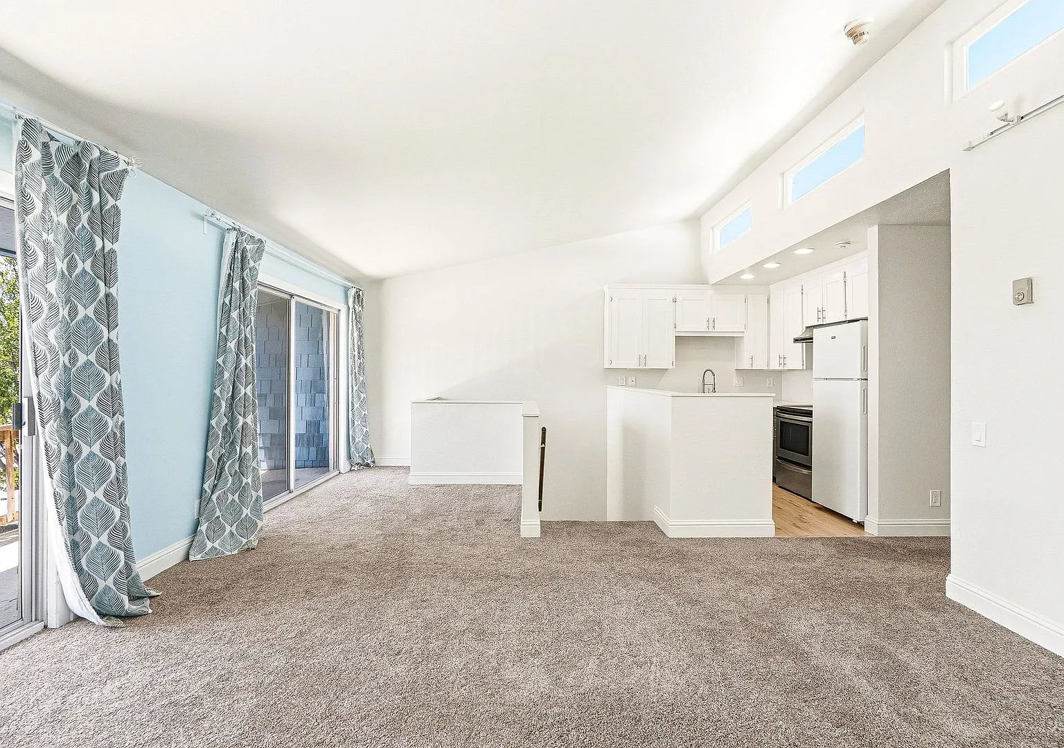 Estrella Ave (Lease Up Only) — Photo 1