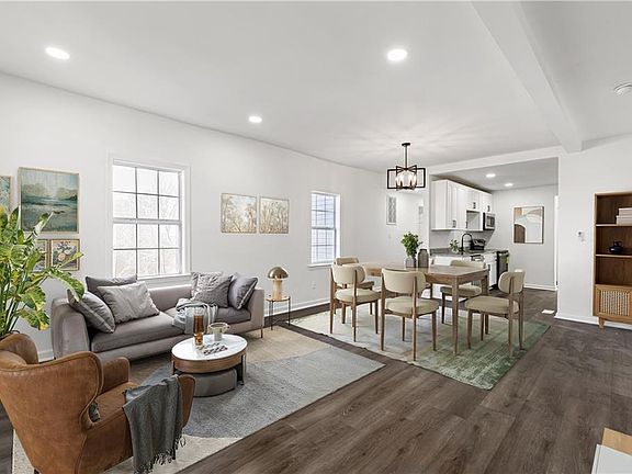 3rd image of 2803 Elm Ave