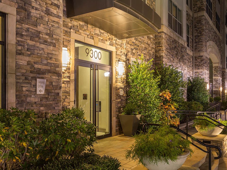 Exterior Entryway