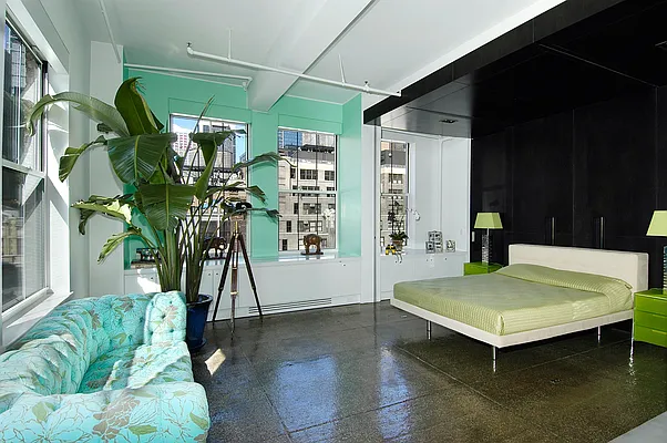 Sold by Stribling | media 7