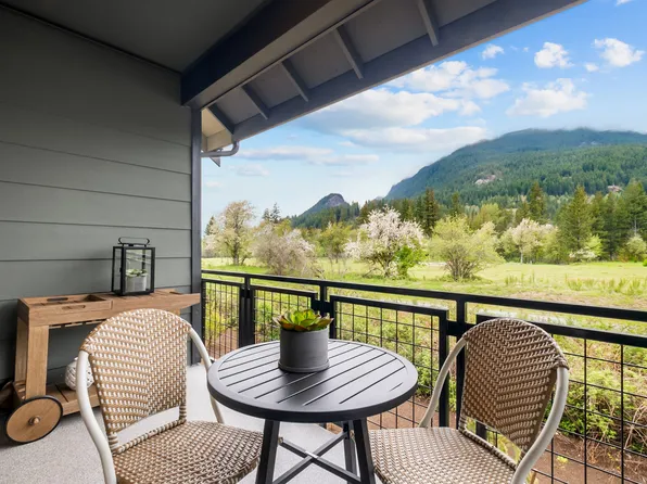 1964 SE 12th St, North Bend, WA 98045