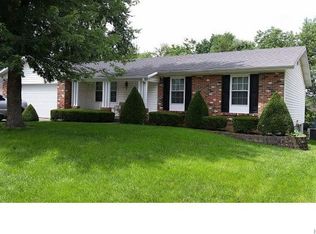 101 Grant Dr, Saint Peters, MO 63376