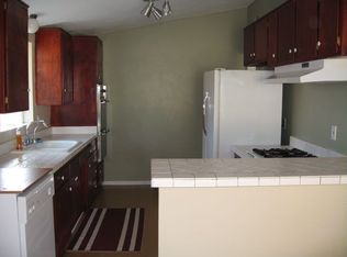 833 S Elliott Pl, Santa Ana, CA 92704