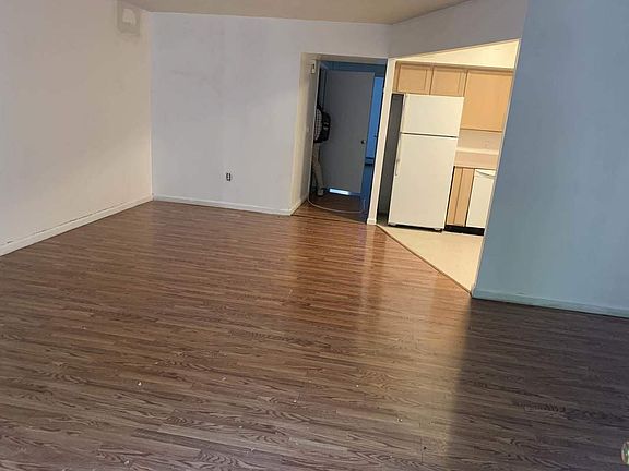 3rd image of 134 W 117th St #23