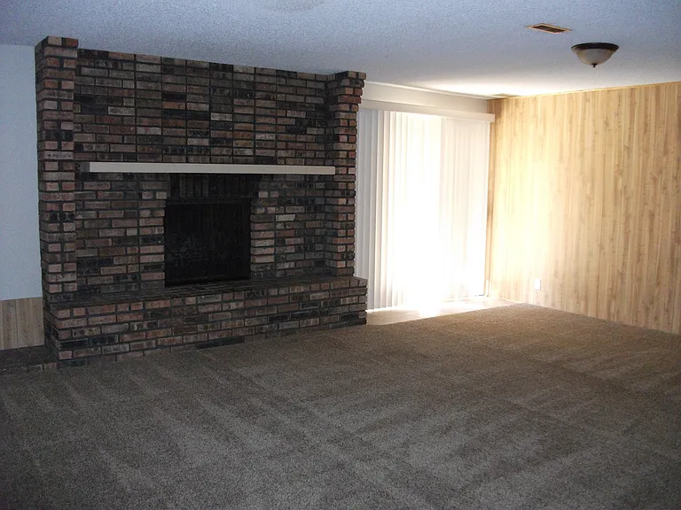5503 S 42nd Street Ct — Photo 23