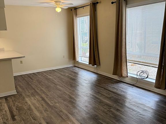 3rd image of 1103 N 15th Ave APT 108