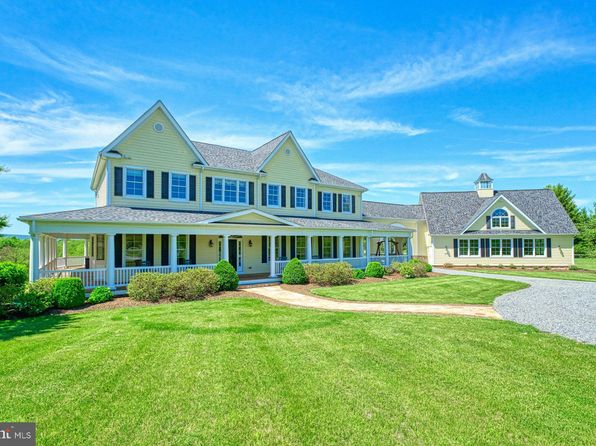 39918 Lookout Ln, Waterford, VA 20197