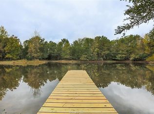 6850 Strickland Ln, Bryan, TX 77808