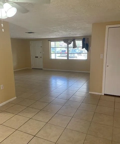 5031 Stardale Dr — Photo 23