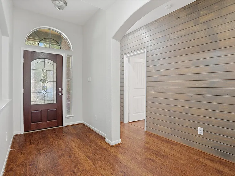 11126 Celano Dr — Photo 5