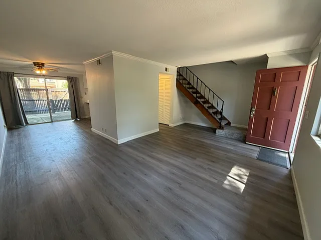 2015 Alta Loma St — Photo 3
