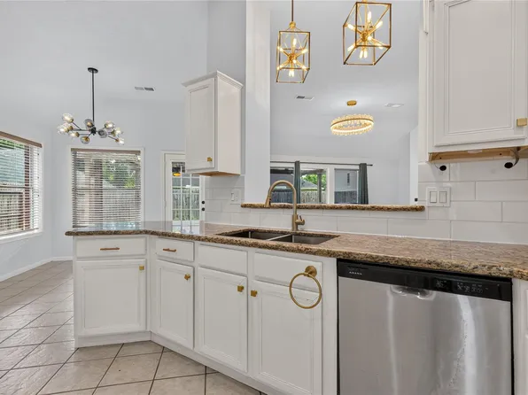 7206 Glen Rosa Dr, Katy, TX 77494