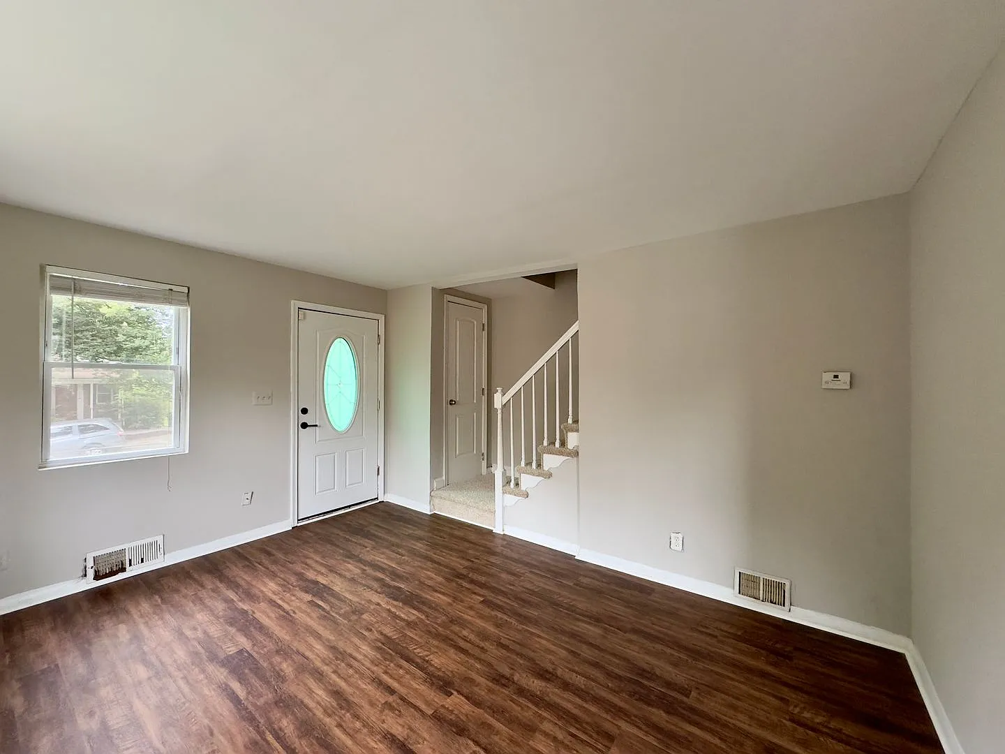 Charming 2BD/1BA Townhome in Grove Park, MD! — Photo 2
