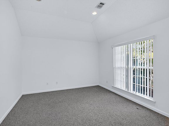 4th image of 568 Marshview Dr