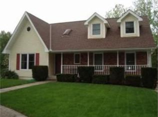 1121 S Liberty Dr, Liberty, MO 64068