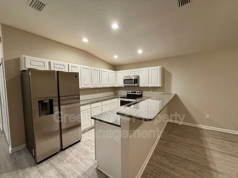2 bed, 2.0 bath, 1141 sqft, $1,650 — Photo 4