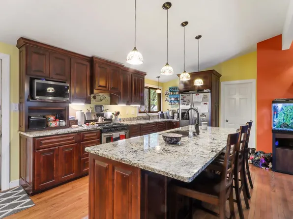 W1395 Glenwood ROAD, Lake Geneva, WI 53147