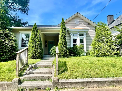 315 Grace St Photo 1