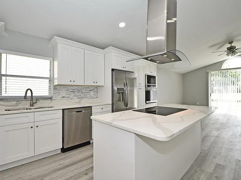 1118 Sugarberry Trl — Photo 12