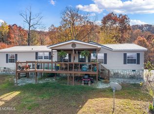 515 Randall Rd, Marion, NC 28752