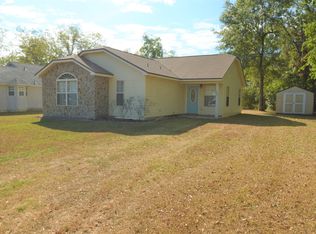1275 Holley Ave, Chipley, FL 32428