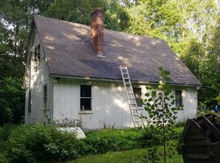 53 Stryker Rd, Topsham, VT 05076