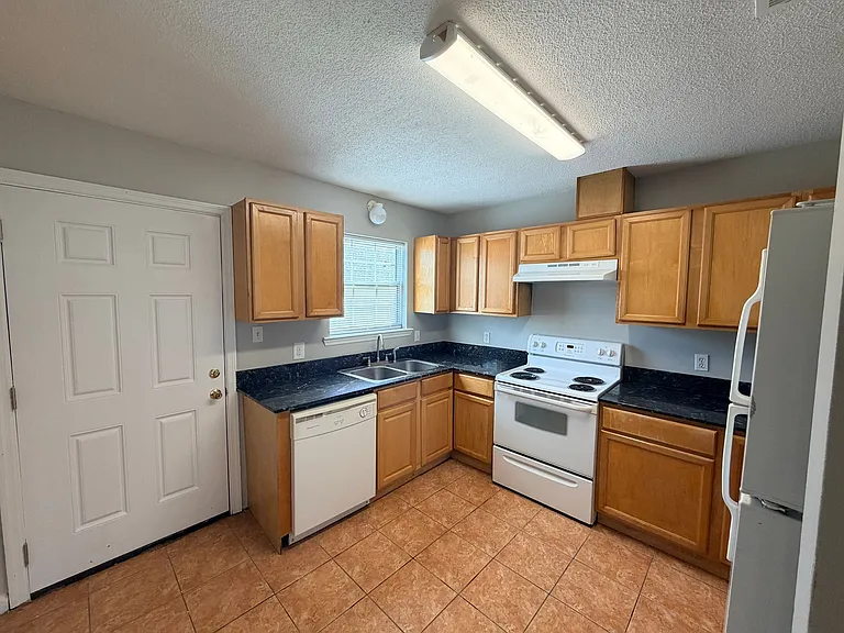 1531 Woodard St #372-D2 — Photo 5