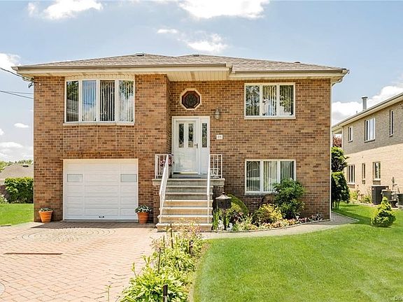 2nd image of 77 Heights Dr