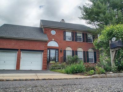 39 Cascades Ter, Branchburg, NJ, 08876