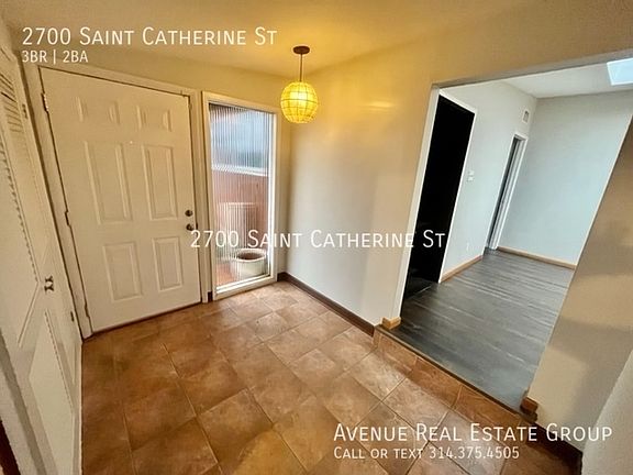 2nd image of 2700 Saint Catherine St