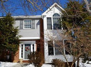 62 Hennig Dr, Pittsburgh, PA