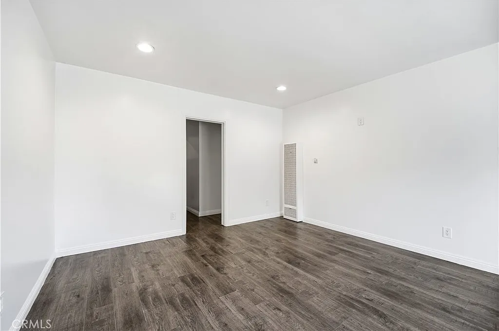 1 bed, 850 sqft, $1,945 — Photo 3