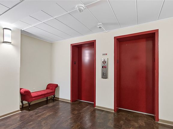 4th image of 5 Bayard Rd APT 618