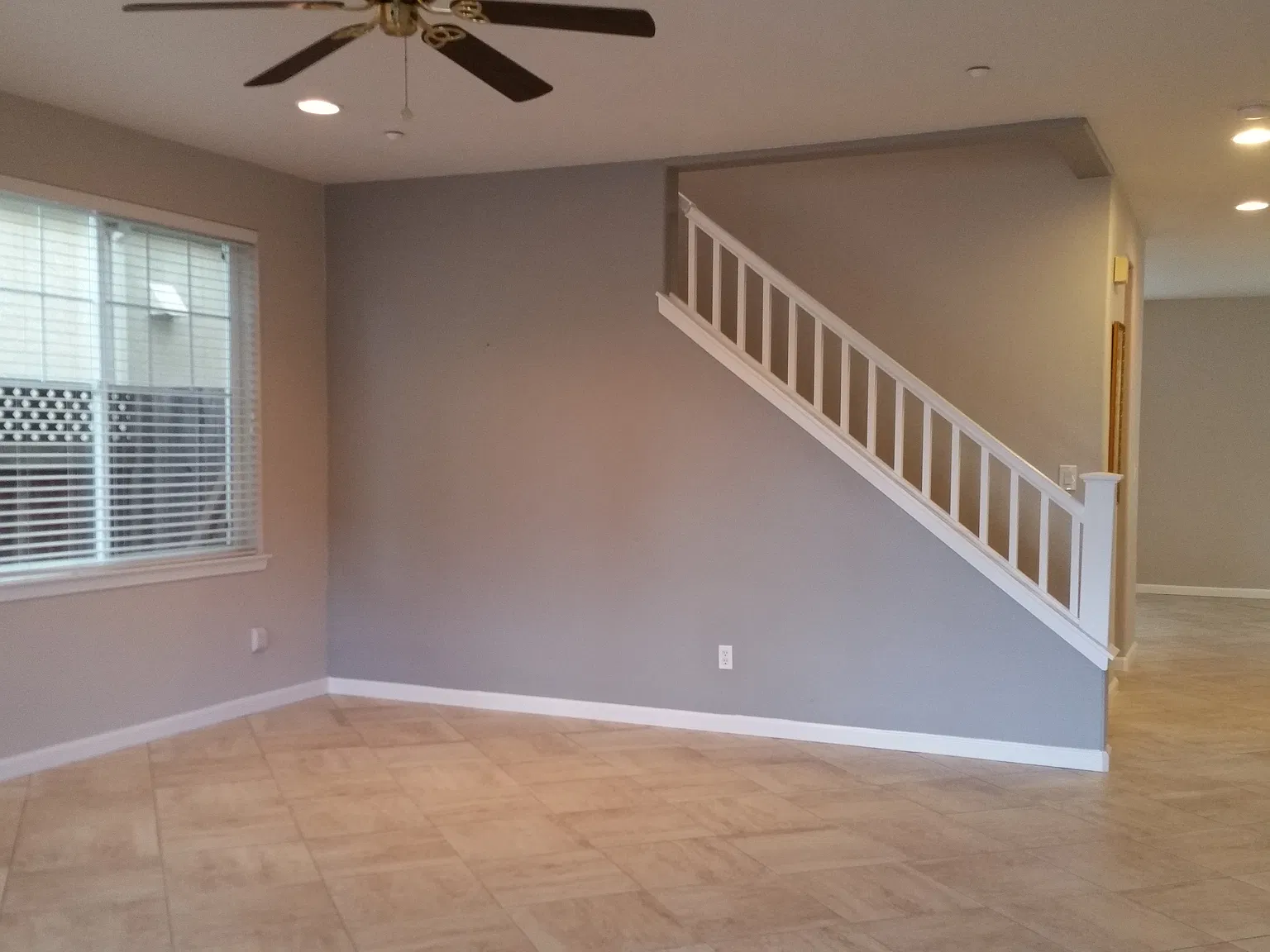 515 Arrowhead St — Photo 2
