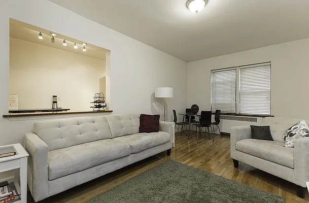 Rented by Emor Management Inc. | media 21