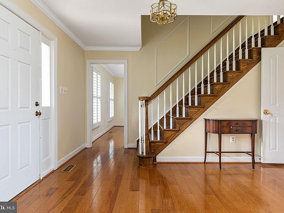 3rd image of 4460 Lynn Forest Dr