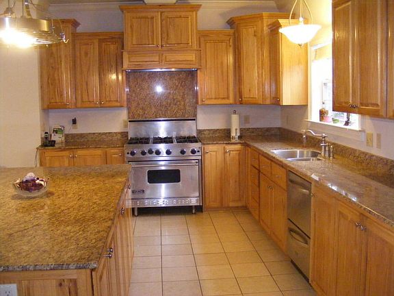 4th image of 3247 Tiger Ln
